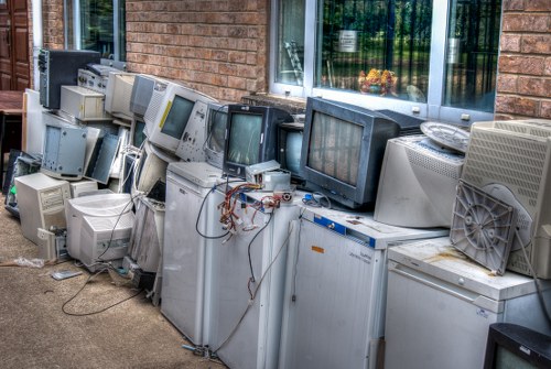 Benefits of hiring a commercial skip