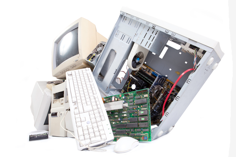 Simplify Your Space with Fast, Friendly Clutter Removal and Hoarder Care